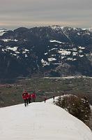 Salita a Cima Paré (1642 m.) da Rovetta a pestare un po' di neve con gli amici del PieroWeb domenica 6 dicembre 2009  - FOTOGALLERY